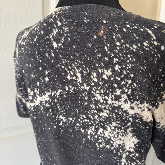 There's some Hos in this house Bleached Short Sleeve Shirt - Picture 6 of 11